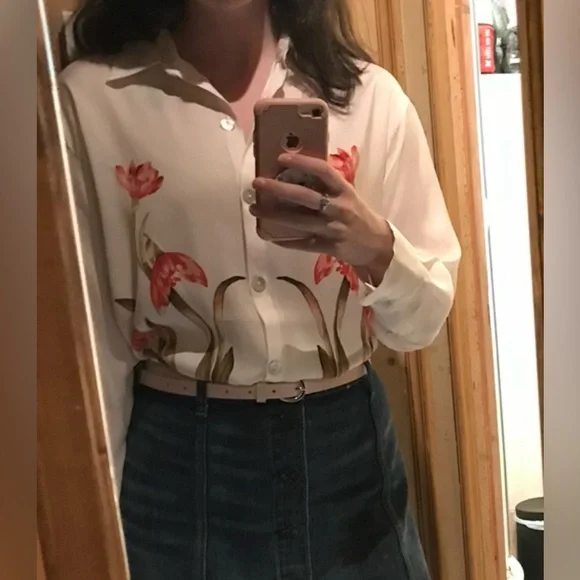 ZARA Floral Blouse - Picture 3 of 3